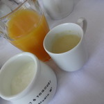 オーベルジュ・ドゥ・オオイシ - ヨーグルト、フレッシュジュース