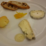 オーベルジュ・ドゥ・オオイシ - 夫チョイス　青かび、ウォッシュ、山羊など際物系