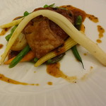 オーベルジュ・ドゥ・オオイシ - 選べるメイン　讃岐オリーブ牛ロース肉のポワレ　フォワグラ添え　トリュフとマデラ酒のソース