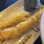 Marugame Seimen - えび天とイカ天とシャケおにぎり♪