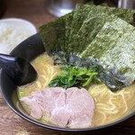 吟太 - ラーメン並（680円）＋海苔まし（100円）＋ライス並（サービス）