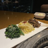 蕃 YORONIKU - 