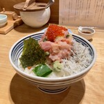 日本橋海鮮丼 つじ半 - 