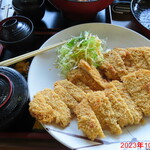 国境食堂 - とんかつ定食(大)　1800円(税込)