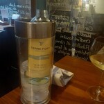 オステリア ピテカントロポ - 白