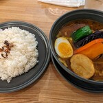 ouchi - 煮込みハンバーグのスープカレー