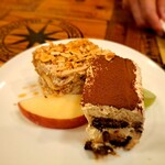 ピッツェリア パーレンテッシ - ⚫ティラミス&モンブラン