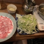 沖縄料理としゃぶしゃぶのお店 赤瓦 - 
