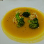 Piatto Suzuki - 海老のビスクスープ