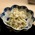 道人 - ⑥浜茹での間人蟹
      ～シンプルに浜茹でされた間人蟹と解されたたっぷりの身は素材の味わいが引き立つ。やっぱり美味いに決まってます。