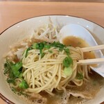 宝ラーメン - メーン