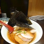 寿製麺 よしかわ 西台駅前店 - 名古屋コーチンの中華そば