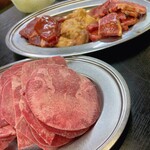 さわなか焼肉 - 料理写真: