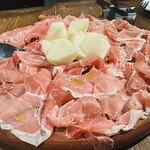 ビッケ - 洋梨より、普通の梨の方が食感あって美味い