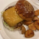 THE GREAT BURGER - 