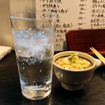 居酒屋 馨ちゃん - お通し(ポテサラ)・翠ジンソーダ