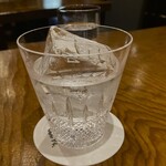 カーヴ - ウォッカをロックで♬