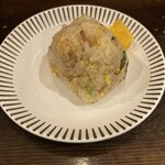 麺屋 菜心 - チャーハンおむすび。80円