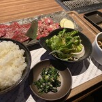 Shinjuku Yakiniku Buruzu - 