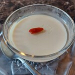 天府之國 - 絶品の杏仁豆腐