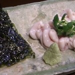 サケとスミビとロシュタン - 白子 韓国海苔と山葵醤油で。