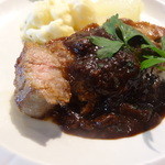 リストランテ アントン - 肉厚の黒豚のステーキ