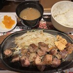 Teppanyaki Hakata Tenjin Horumon - 