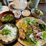 オールデイダイニング モザイク - 