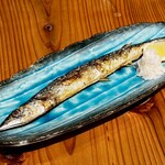 Salt-grilled saury