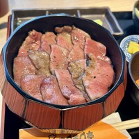 炭火和牛焼肉もうもう亭 広小路店 - 
