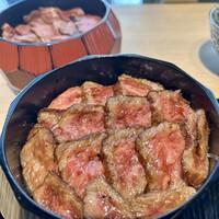炭火和牛焼肉もうもう亭 広小路店 - 