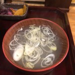江戸天ぷら屋台酒場 十六文 - アサリ汁のアップ