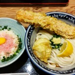 難波千日前 釜たけうどん - 