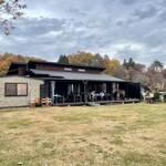 Jigona Ya - 露台座位允许携带宠物