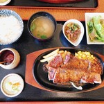 ステーキ&ハンバーグ 前田亭 - ジャンボリブロース定食