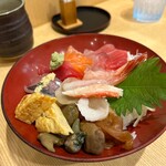 弁富 - 海鮮丼
