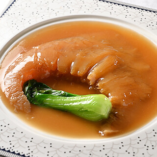 Shark fin dishes are a must-try. Savor the seasonal specialties made with seasonal ingredients