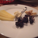 パーラー３０５ - チーズ盛合せ