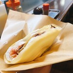 ひろちゃん - 料理写真:クレープ スペシャル 200円