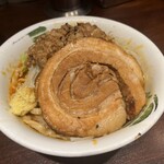 ラーメン 雷 東京本丸店 - 