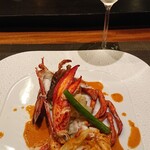 銀座響ブッフ - オマール海老の完成 白ワインと。