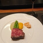銀座響ブッフ - ステーキは赤ワインと。