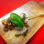 Genovese iron plate skewers of chicken parsley