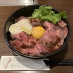 焼肉工房 桜 - ローストビーフ丼（並）
