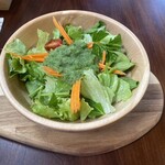 Cafe 明日葉 - セットの明日葉サラダ：手作りドレッシング付き
