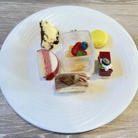 スミレオオサカ - 