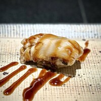 鮨 西崎 - ■煮穴子
                      ツメの塩梅もいいのですが、穴子自体にしっかりと旨みが乗ってます！