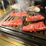 Kokusankuroge Wagyuu Kenkou Bishoku Yakiniku Tomochan - 