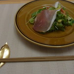 レストランププ - 箸でいただきます