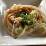 サービスで出してくれた冷たいミニ生醤油